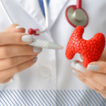 Nódulo na tireoide: quando investigar e como é feita a avaliação médica